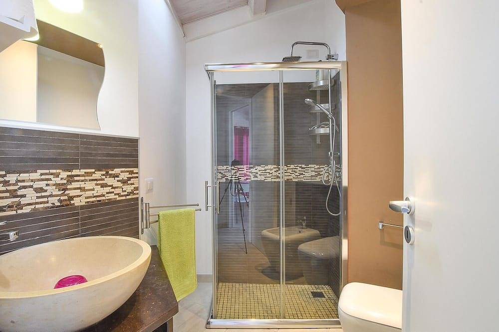 Lovely home in Kaukana with Wifi in Casuzze, Santa Croce Camerina
