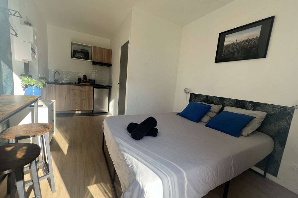 Entire apartment, 5-minute walk from Tgv station in Châtellerault, Vienne