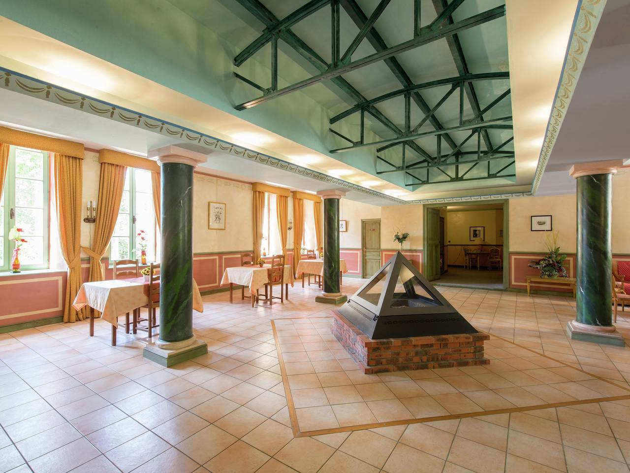 Appartement entier, Appartement à Rhone Alpes proche ski in Montbrun-les-Bains, Région de nyons