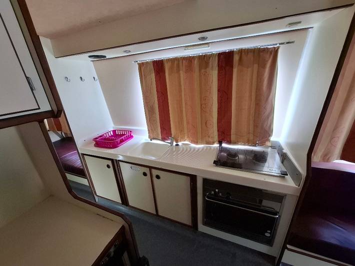 Péniche pour 9 personnes à Chenillé-Changé - 4