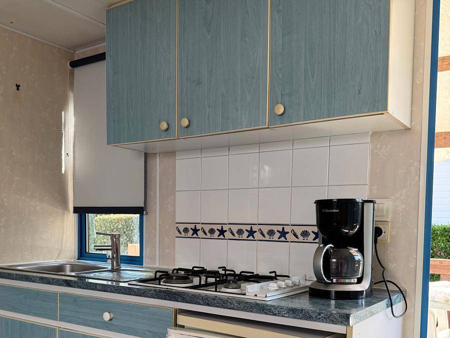 Camping Le Petit Bois - Mobilhome 4 personnes - Mobil-home Standard 4 pers in Saint-Jean-de-Monts, Vendée