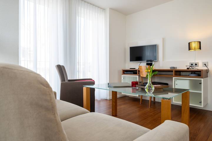 Ferienwohnung für 3 Personen, mit Sauna und Garten in Horumersiel