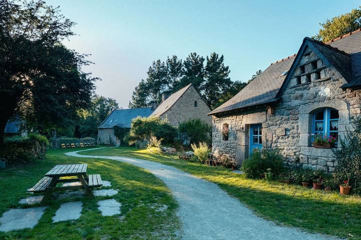 Gîte pour 16 personnes à Lizio