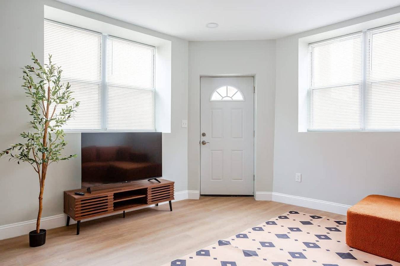 Apartamento entero, French Japan Mins to City Center 1King 2Queens in Filadelfia, Pensilvania