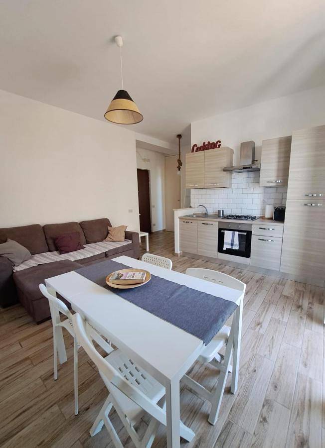 Ferienwohnung für 3 Personen, mit Balkon und Terrasse sowie Ausblick in Ladispoli