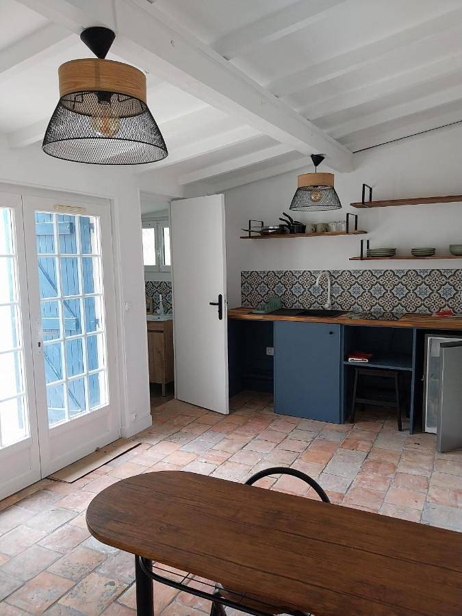 Gîte pour 2 personnes, avec Balcon ainsi que Terrasse et Vue à Jouy-en-Josas