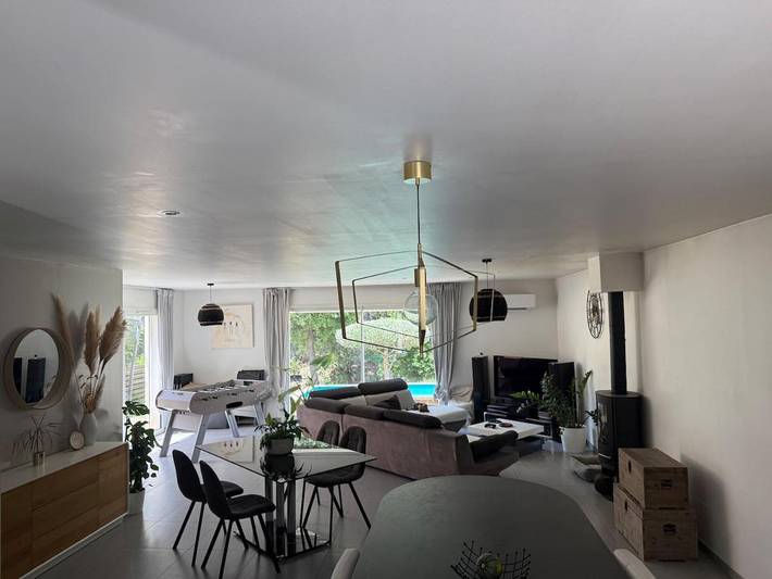 Location de vacances pour 9 personnes, avec Jardin et Piscine à Lauret