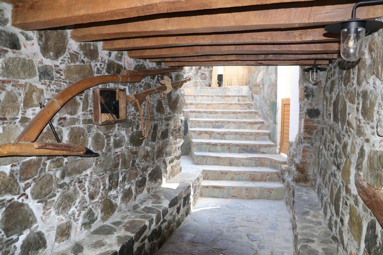 One-Bedroom Apartment in Αγρός, Südzypern