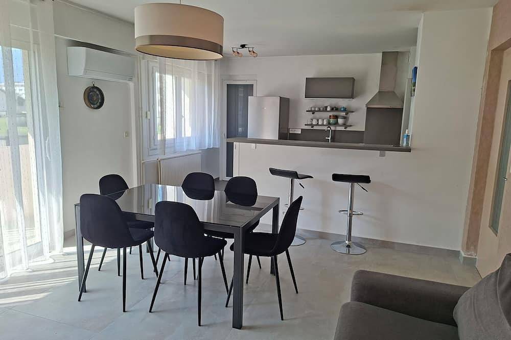 Apartamento entero, Apartamento entre la ciudad y el lago, cerca de tiendas in Aix-les-Bains, Chambéry region