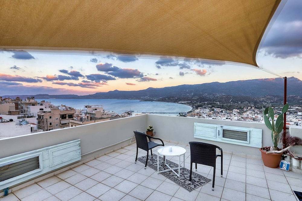 Breathtaking view. in Sitia, Lasithi