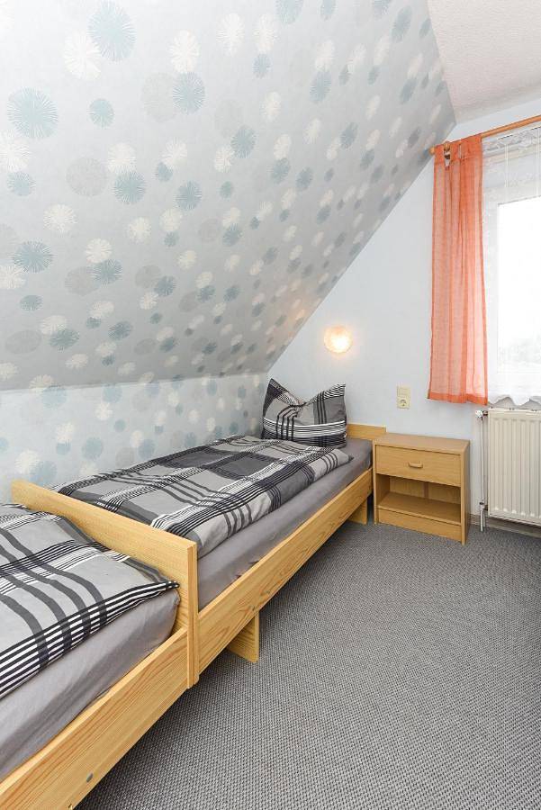 Ferienwohnung für 3 Personen, mit Terrasse und Garten sowie Ausblick in Moorweg - 4