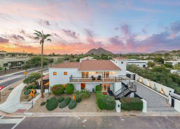 Vacation Rental for 8 Guests in Camelback Mountain, Scottsdale, Picture 4