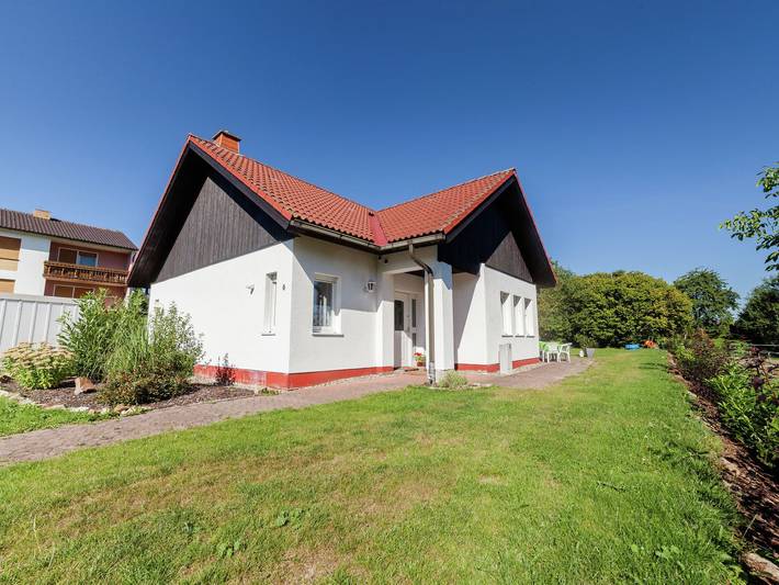 Ferienhaus für 4 Personen, mit Garten und Terrasse, kinderfreundlich in Jesberg