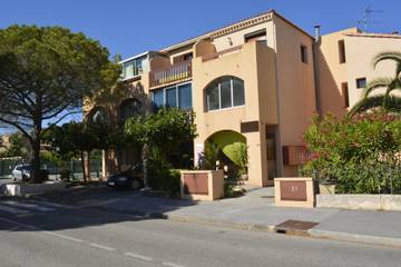 Appartement De Vacances pour 2 Personnes dans La Londe-les-Maures, Parc national de Port-Cros, Photo 1