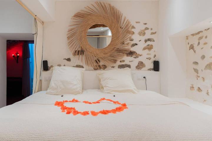 Gîte pour 4 personnes, avec sauna et jacuzzi à Le Beausset - 3