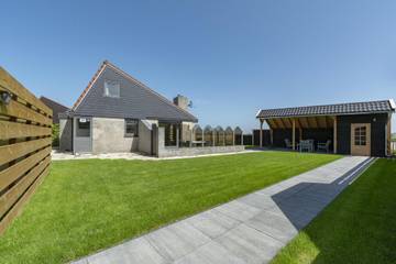 Ferienhaus für 5 Personen, mit Terrasse und Garten in Julianadorp