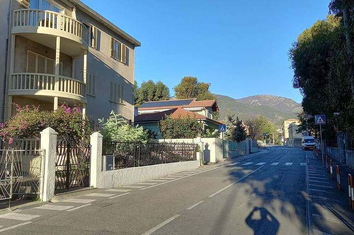 Appartamento per 4 persone, con balcone in Loano