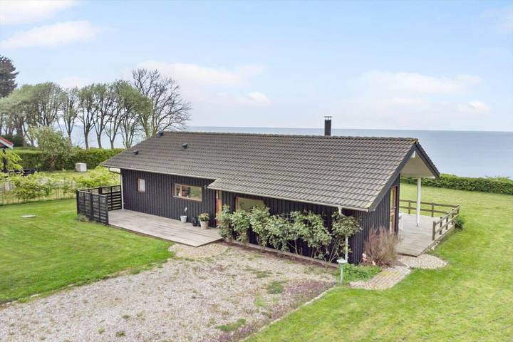 Ferienhaus für 5 Personen, mit Terrasse und Garten in Ulslev Strand