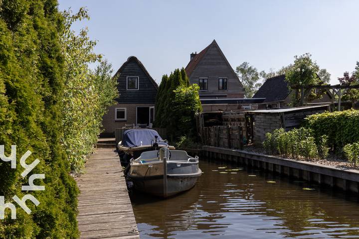 Ferienhaus für 4 Personen, mit Terrasse und Garten in Giethoorn