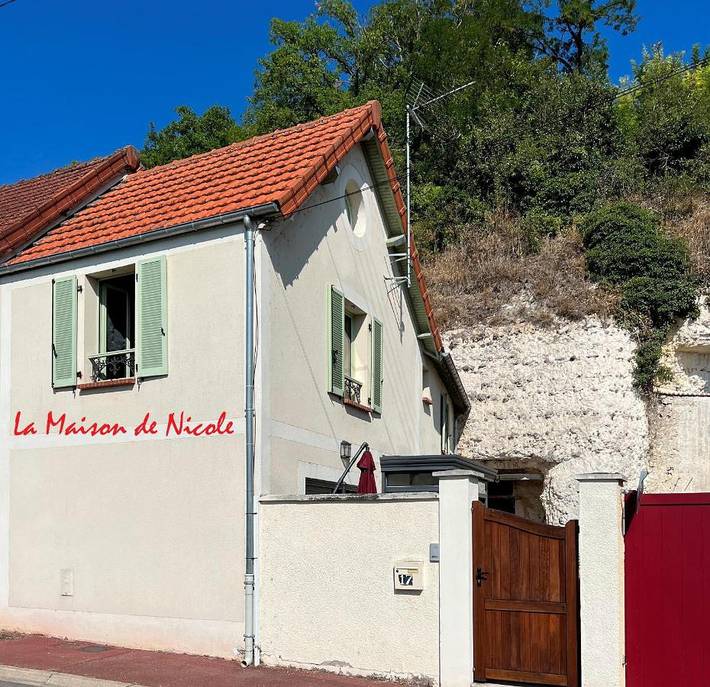 Cottage pour 4 personnes, avec terrasse dans Mousseaux-sur-Seine