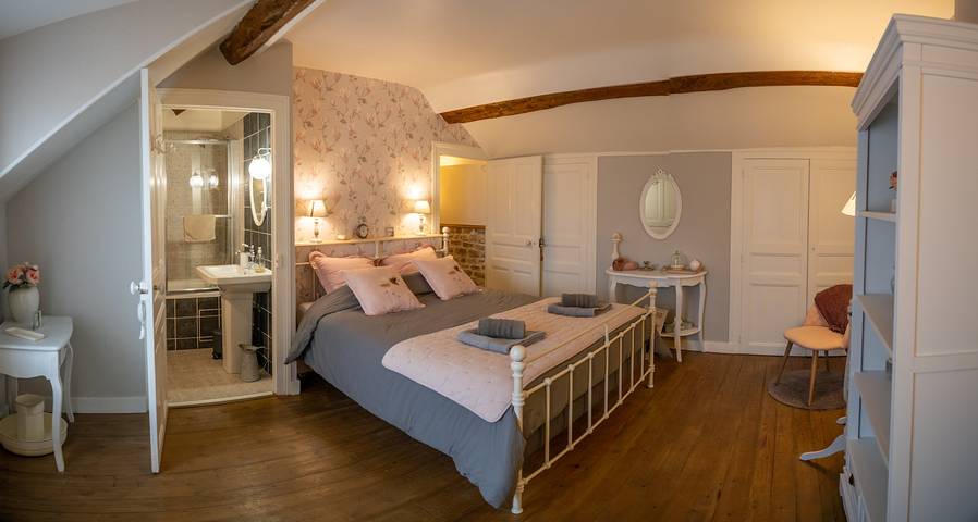 Chambre d’hôte pour 2 personnes, avec piscine et jardin, animaux acceptés