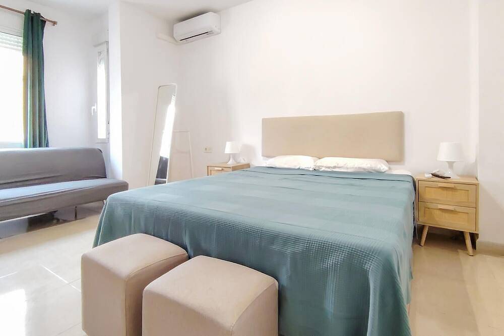 Pet friendly home in Puerto de Sagunto in Puerto de Sagunto, Sagunto