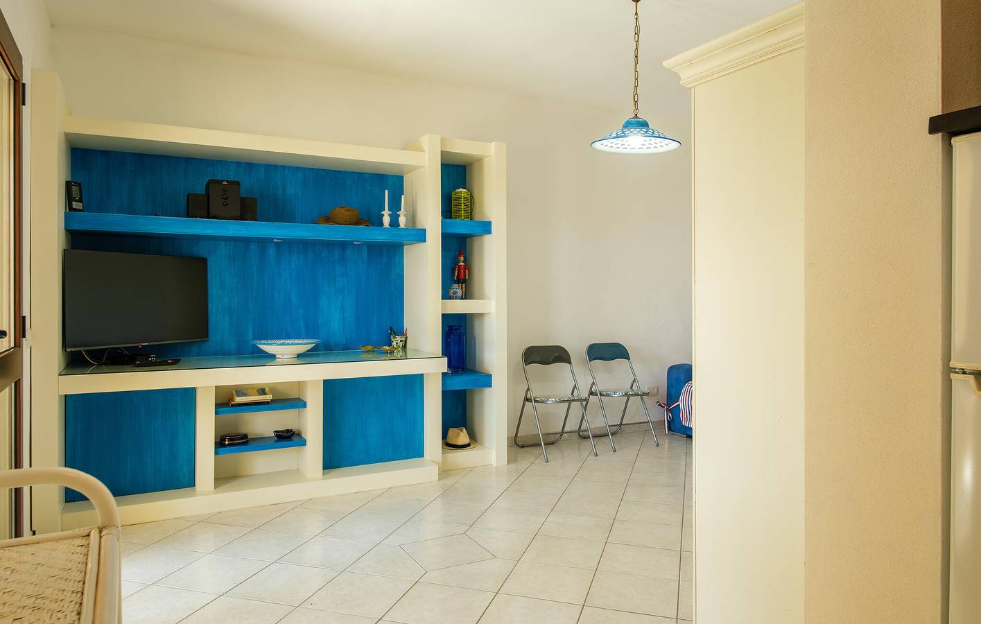 Appartamento intero, Appartamento sulla spiaggia a 1 km: AC, parcheggio, cucina e molto altro! in Porto San Paolo, Loiri Porto San Paolo