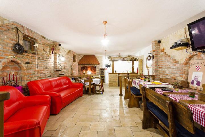 Ferienhaus für 12 Personen, mit Sauna und Pool sowie Garten und Terrasse, mit Haustier in Starigrad Paklenica - 3