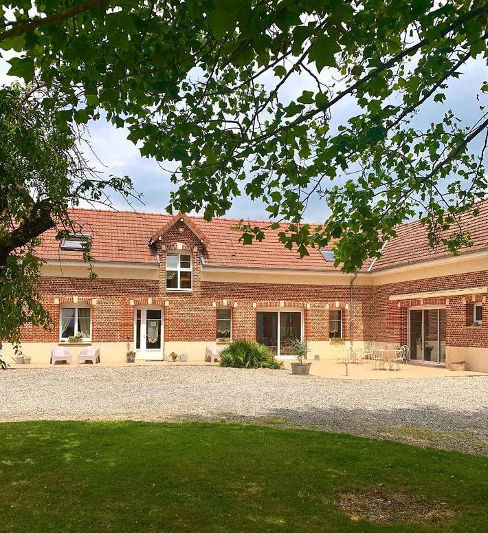 Chambre d’hôte pour 3 personnes, avec Terrasse et Jardin