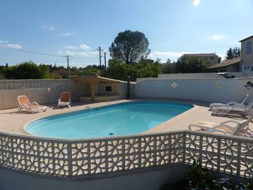Chambre d’hôte pour 2 personnes, avec jardin et piscine à Saint-Drézéry