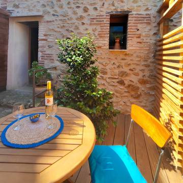 Gîte pour 2 personnes, avec terrasse et jardin à Laroque-des-Albères