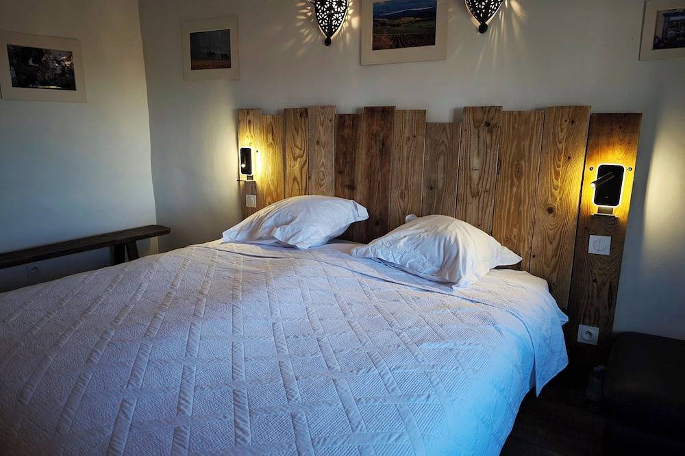Le Portail D'airain in Villecroze, Draguignan en omgeving