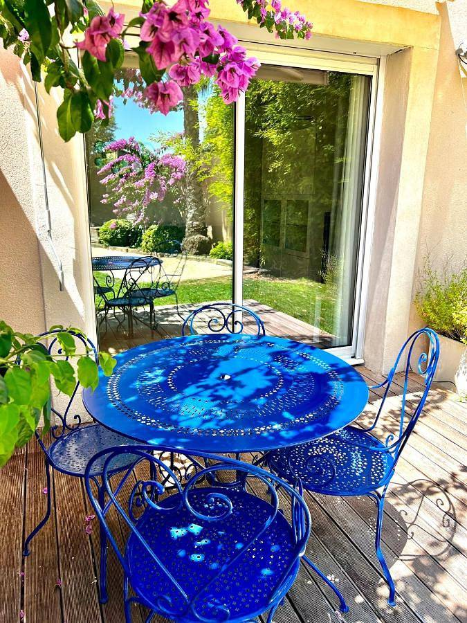 Gîte pour 4 personnes, avec piscine ainsi que vue et jardin à Sussargues - 4