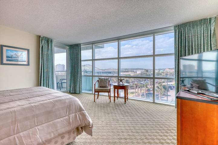 Vacation apartment for 6 people, with pool and balcony as well as hot tub - 1