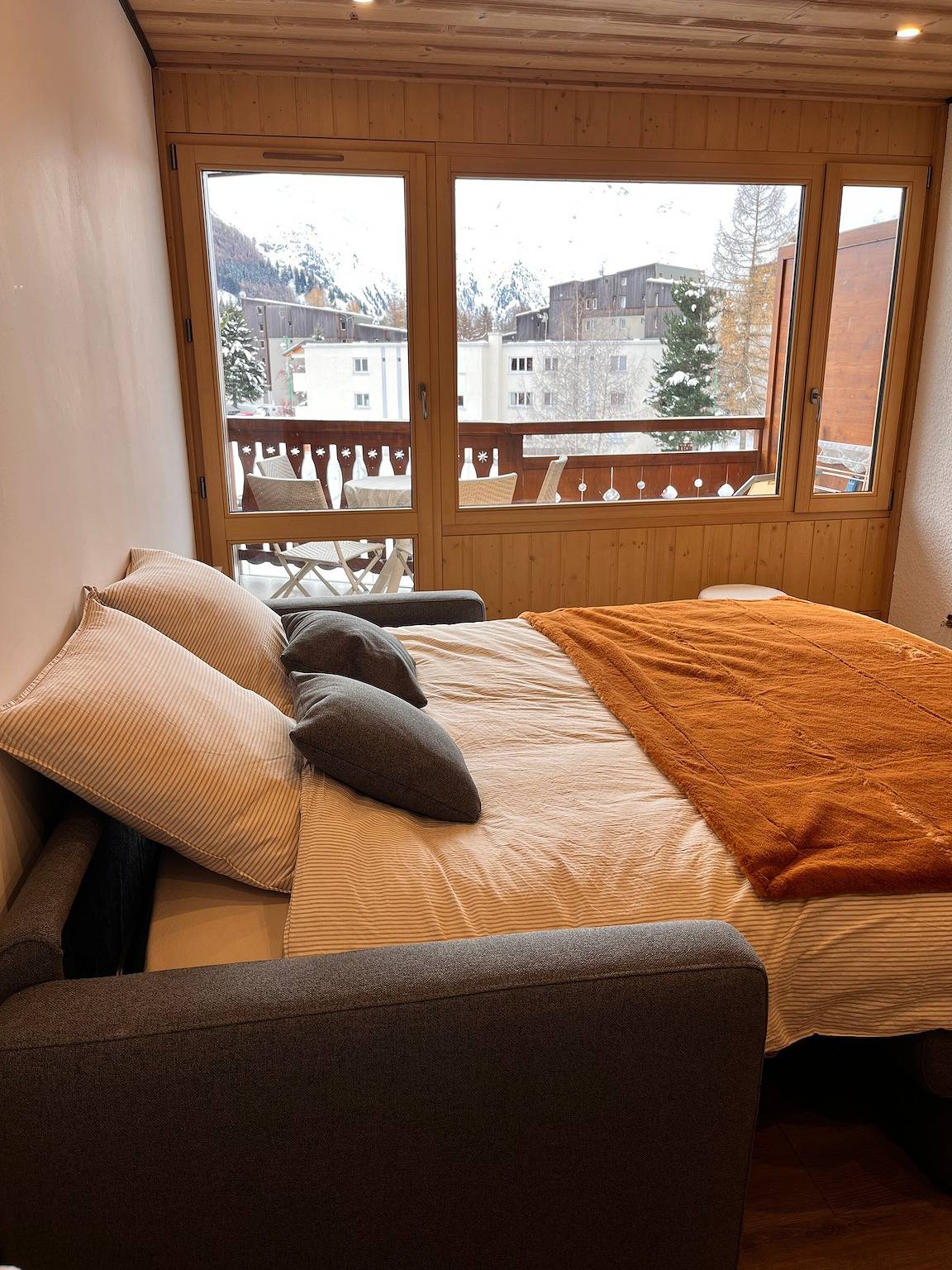 Entire studio, Charming Studio at the Foot of Jandri with Mountain View and Balcony in Mont-de-Lans, Les Deux Alpes