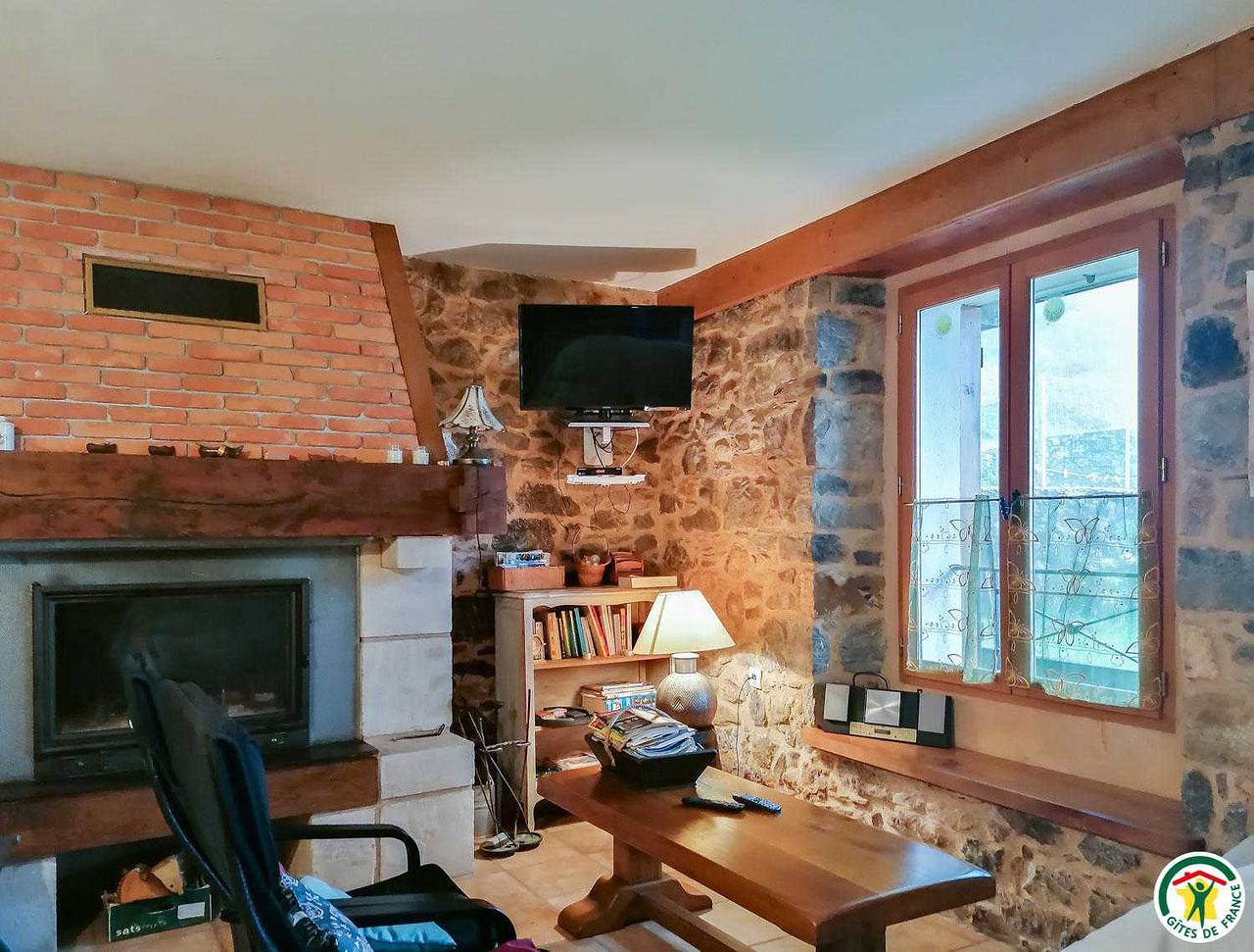 Gîte pour 6 Personnes dans Razecueillé, Pyrénées