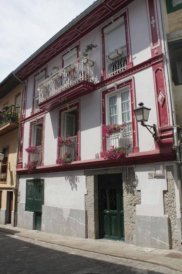 Appartement entier, La Casa Roja de Saioa in Lekeitio, Côte Basque (Espagne)