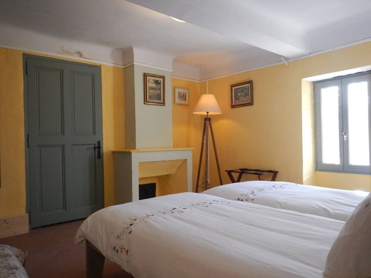 Ma Maison de Loin - chambre Rustrel - 2 in Apt, Parc naturel régional du Luberon