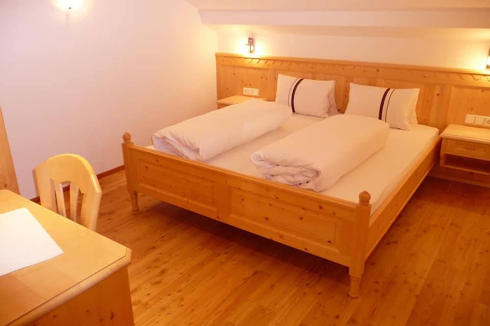 Limestone comfort double room with breakfast in Innervillgraten, East Tyrol