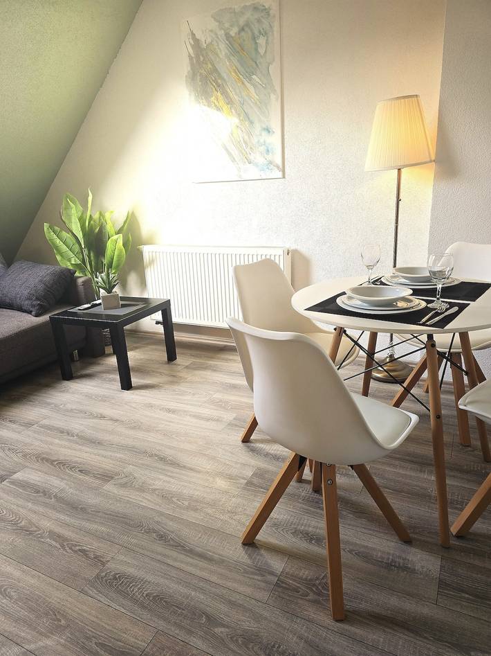 Entire apartment, Apartment 'Flora Modern Living' with Wi-Fi in Meiderich/Beeck, Duisburg