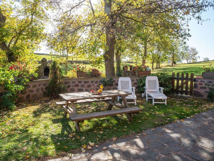 Location de vacances pour 8 personnes, avec jardin à Solignac-sur-Loire - 2