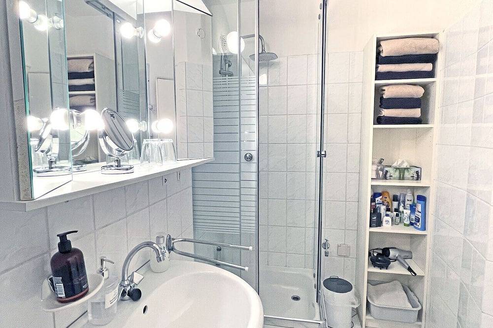 Entire apartment, Vacation apartment Cologne-Poll in Porz (Köln), Cologne