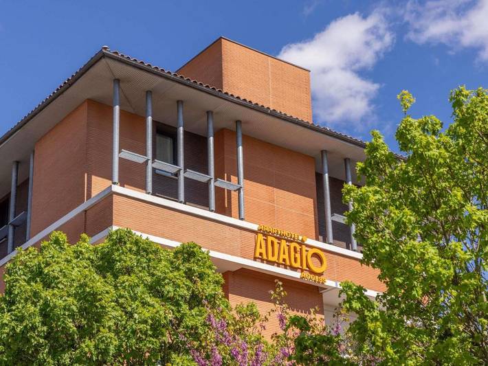 Apartahotel para 2 personas, con piscina y vistas, Se admiten mascotas en Toulouse