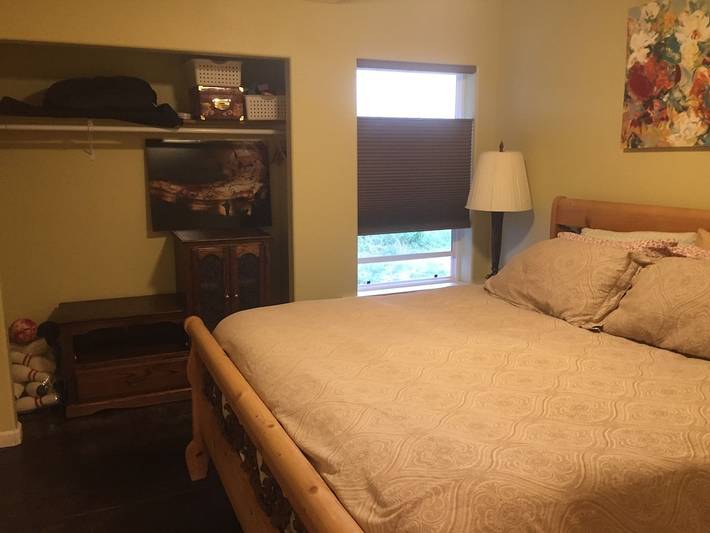 Bed and breakfast for 6 people, with yard in Colorado