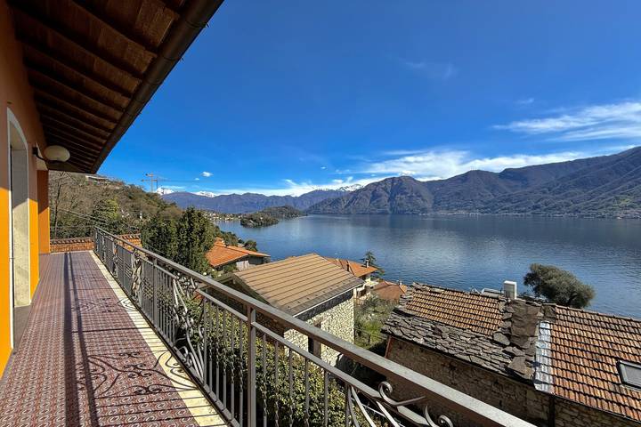 Ferienwohnung für 6 Personen, mit Seeblick und Terrasse am Comer See - 2