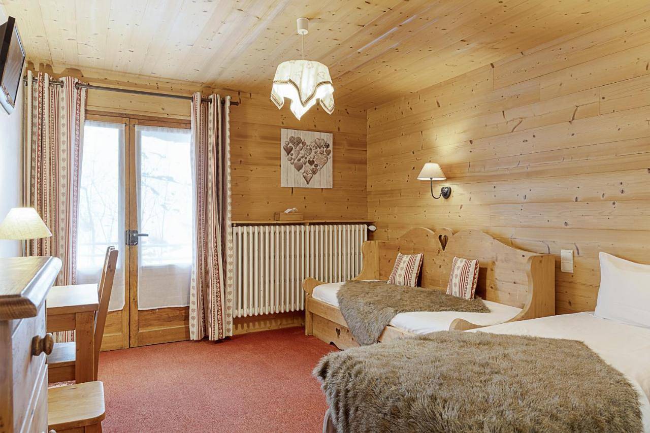 Triple Room with Mountain View in Chinaillon, Le Grand-Bornand