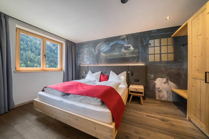 Ferienwohnung für 6 Personen, mit Balkon und Seeblick sowie Garten in Südtirol - 3