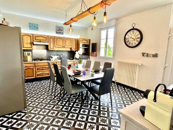 Belz - Villa 8 pièces - 7 chambres - 150 m² - Animaux acceptés in Chapelle de Saint-Cado, Belz