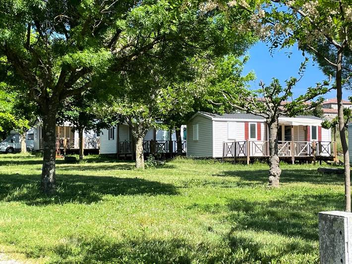 Mobil home pour 6 personnes, avec Terrasse à Saint-Germain