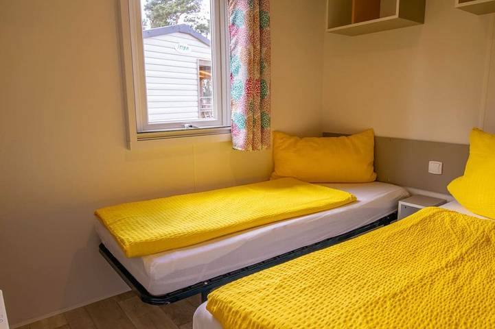 Wohnwagen für 5 Personen, mit Terrasse und Balkon/Terrasse in Brandenburg - 3